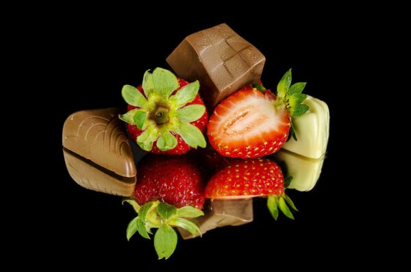 strawberries, chocolate, food-1223150.jpg